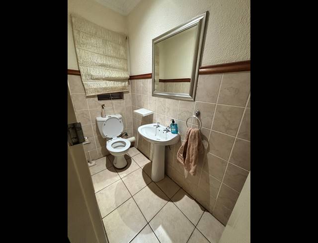 2 BEDROOM DUPLEX FOR SALE IN WILLOW GLEN